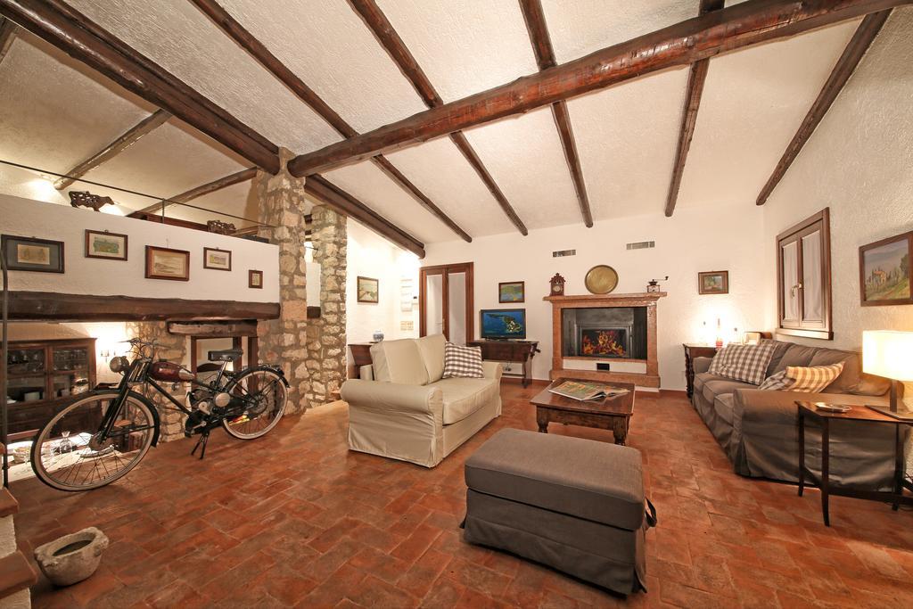 Villa Dei Rosmarini Toscolano Maderno Eksteriør billede