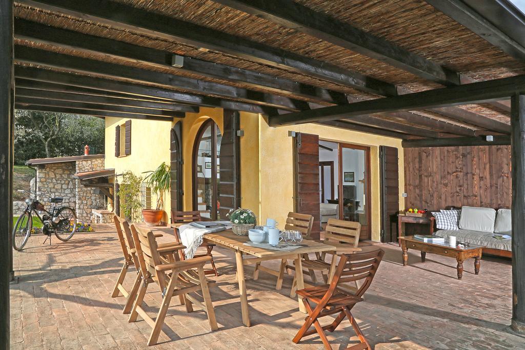 Villa Dei Rosmarini Toscolano Maderno Eksteriør billede